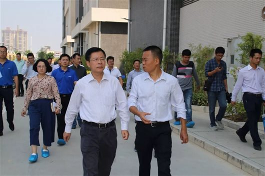 2710146388 https://mmbiz.qpic.cn/mmbiz_jpg/bA9LtduX0GOl5KTo4fLzram1ZJuTZ5qrpgeNr7xfeOia2Yu4bkdApN8icaz1ZBgltRH7LyrAChxyPMMxOmzdvP3g/0?wx_fmt=jpeg